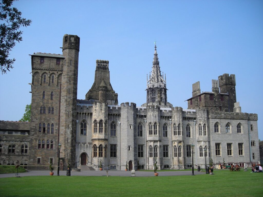 Cardiff Euro 2028, il centro città con il castello