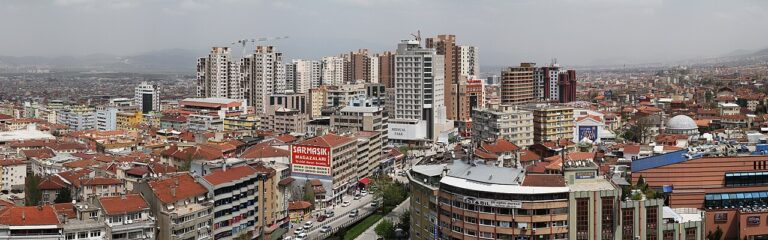 Probabile formazione Turchia-Italia: veduta panoramica di Bursa, la città che ospita la partita