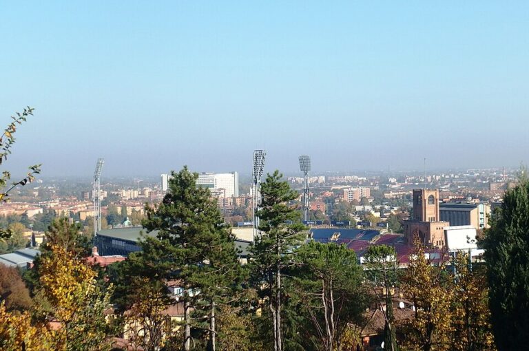 Lo stadio Renato Dall'Ara di Bologna visto dal Portico di San Luca