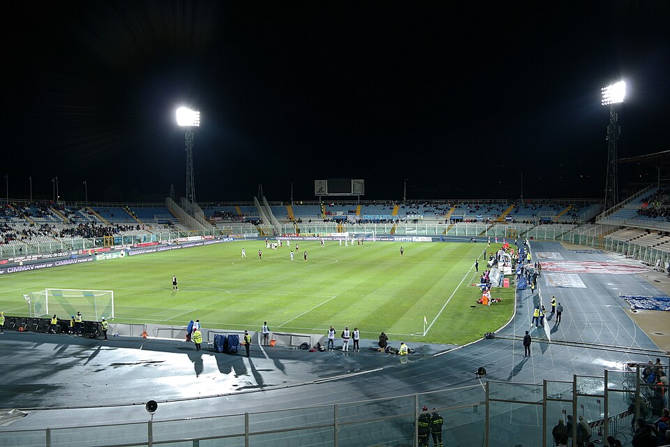 Veduta dello stadio Adriatico di Pescara, sede di Italia-Polonia Under 21